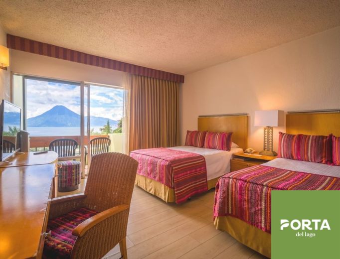 Porta-Hotel-del-Lago-Hotel-en-Guatemala-Turismo-Sostenible-en-Guatemala-Proyectos-de-Turismo-Sostenible-en-Guatemala-
