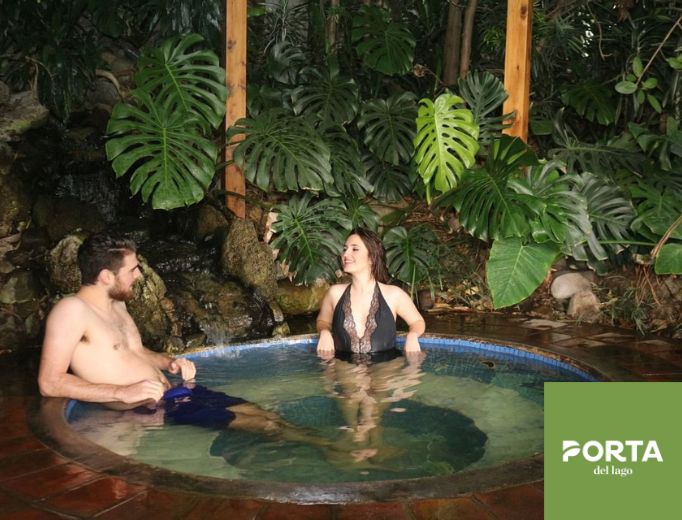 Porta-Hotel-del-Lago-Hotel-en-Guatemala-Turismo-Sostenible-en-Guatemala-Proyectos-de-Turismo-Sostenible-en-Guatemala-